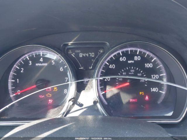 Nissan Versa 1.6 Sv Image 11