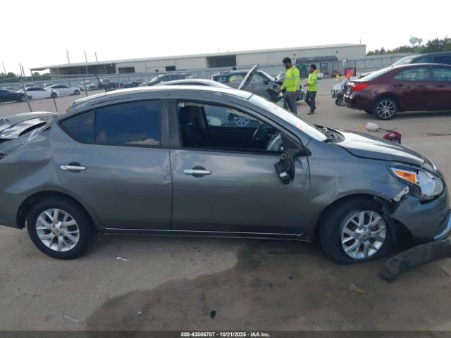 Nissan Versa 1.6 Sv Image 10