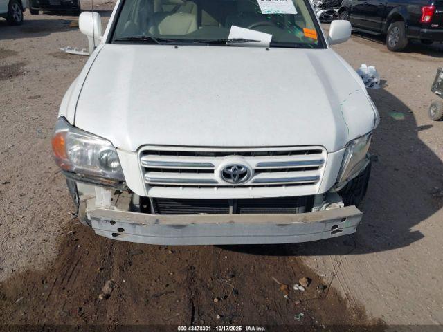 Toyota Highlander Sport V6 Image 14