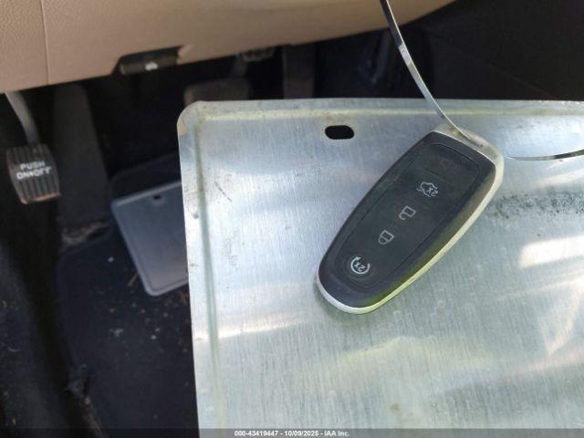 Ford Explorer Limited Image 9