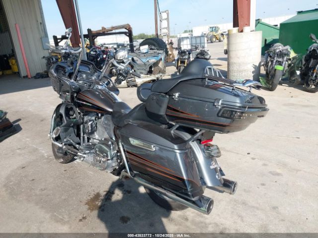Harley-Davidson Fltruse Cvo Road Glide Image 4