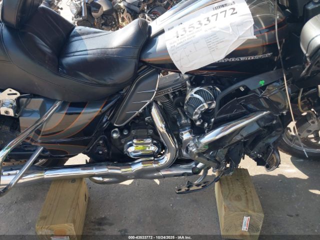 Harley-Davidson Fltruse Cvo Road Glide Image 5