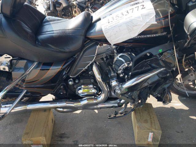 Harley-Davidson Fltruse Cvo Road Glide Image 5