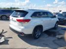 Toyota Highlander Limited Platinum Image 9