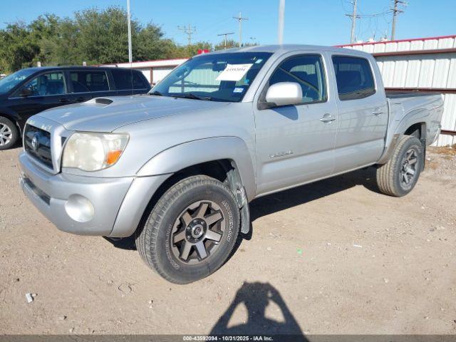 Toyota Tacoma Prerunner V6 Image 12
