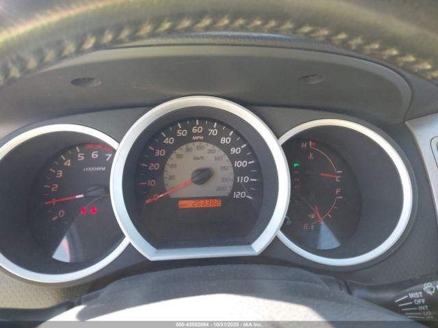 Toyota Tacoma Prerunner V6 Image 3