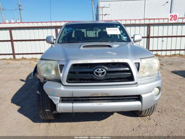 Toyota Tacoma Prerunner V6 Image 10