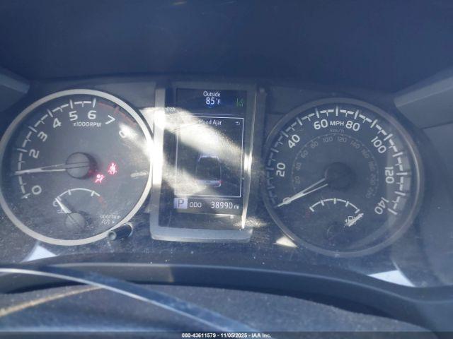 Toyota Tacoma Trd Off Road Image 6