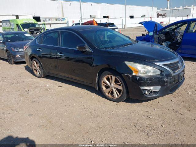  Salvage Nissan Altima