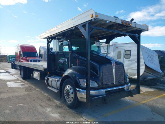  Salvage Kenworth Construction