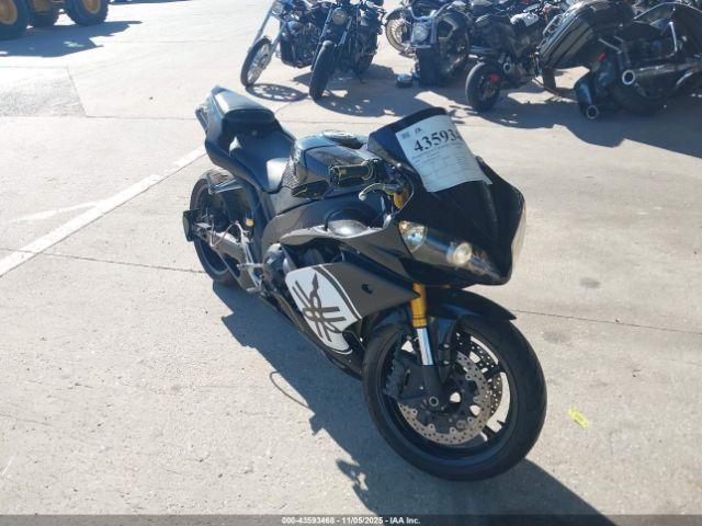  Salvage Yamaha Yzfr1