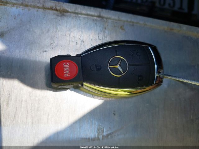 Mercedes-Benz S-Class Image 2