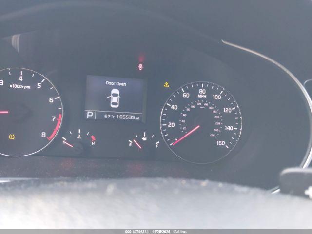 Kia Cadenza Premium Image 16