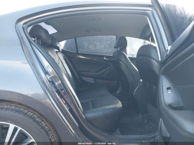 Kia Cadenza Premium Image 11