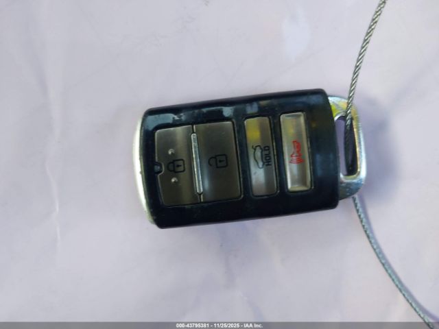 Kia Cadenza Premium Image 13