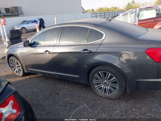 Kia Cadenza Premium Image 8