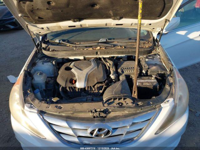 Hyundai SONATA Se 2.0t Image 9