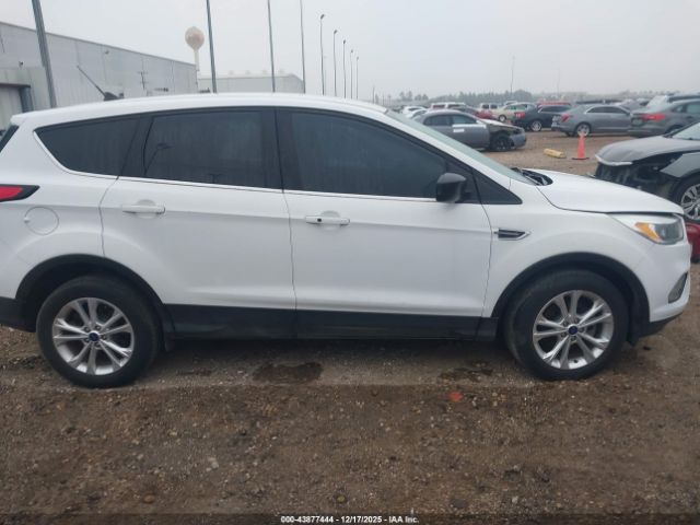 Ford Escape Se Image 8