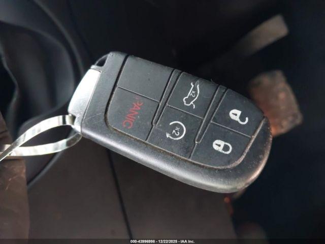 Jeep Grand Cherokee Limited 4x4 Image 5