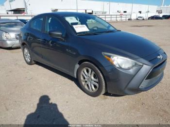  Salvage Toyota Yaris