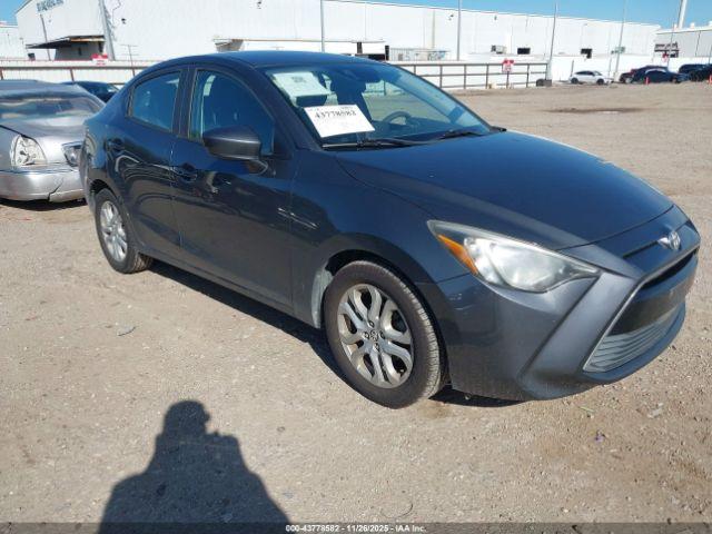 Salvage Toyota Yaris