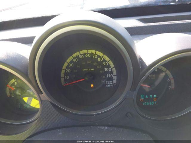 Dodge Nitro Shock Image 7