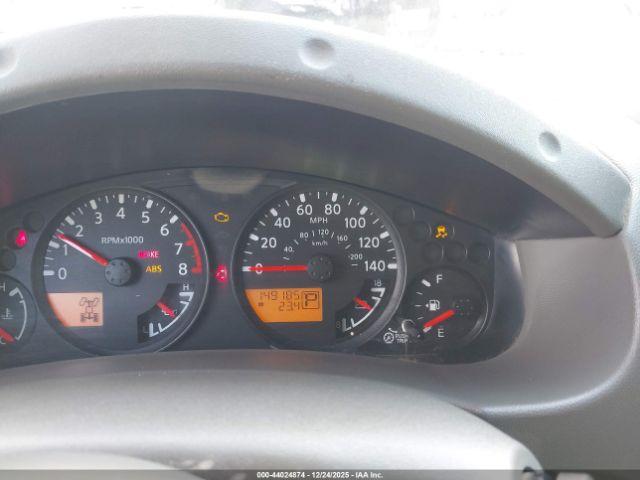 Nissan Frontier Sv Image 11