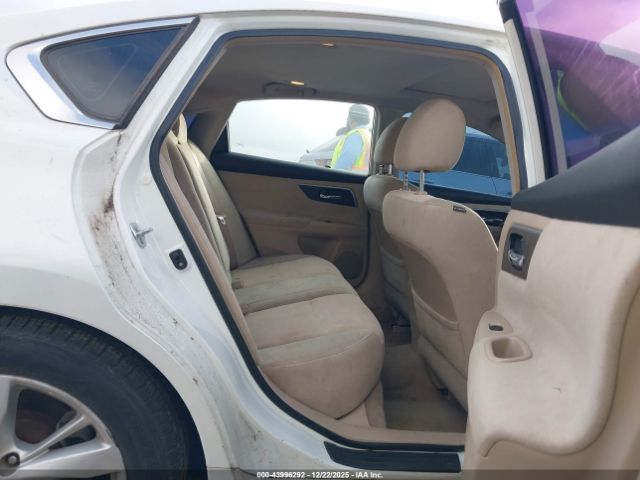 Nissan Altima 2.5 Sv Image 9