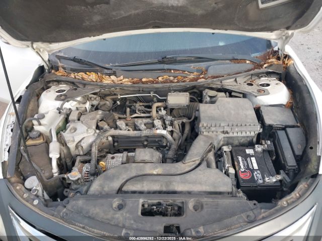 Nissan Altima 2.5 Sv Image 2