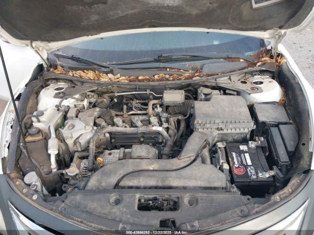 Nissan Altima 2.5 Sv Image 2