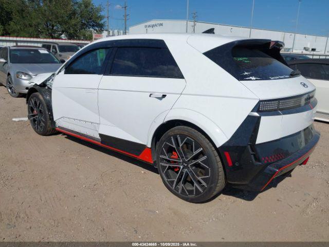 Hyundai Ioniq Image 7