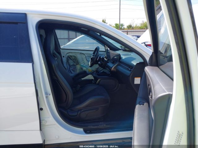 Hyundai Ioniq Image 2