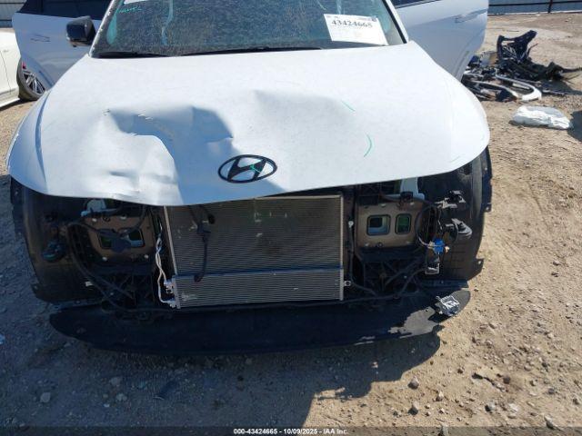 Hyundai Ioniq Image 9