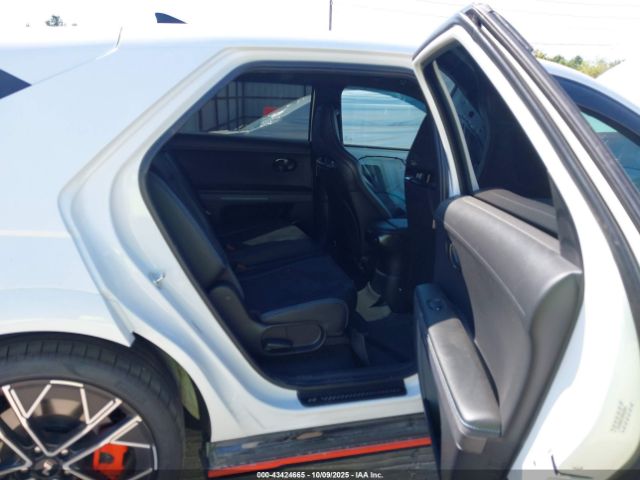 Hyundai Ioniq Image 16