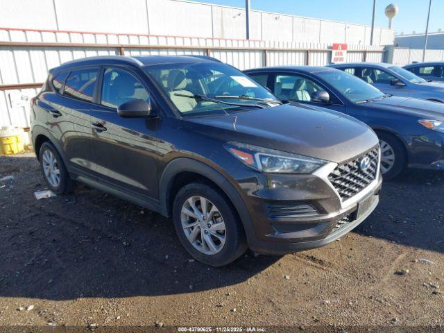  Salvage Hyundai TUCSON