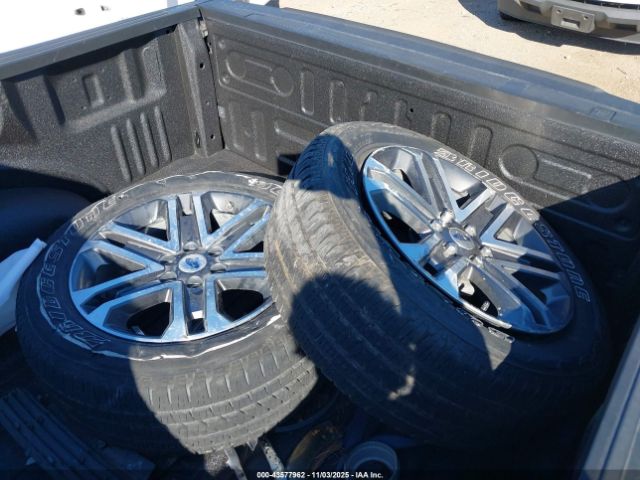 Ford F-150 Xl Image 2