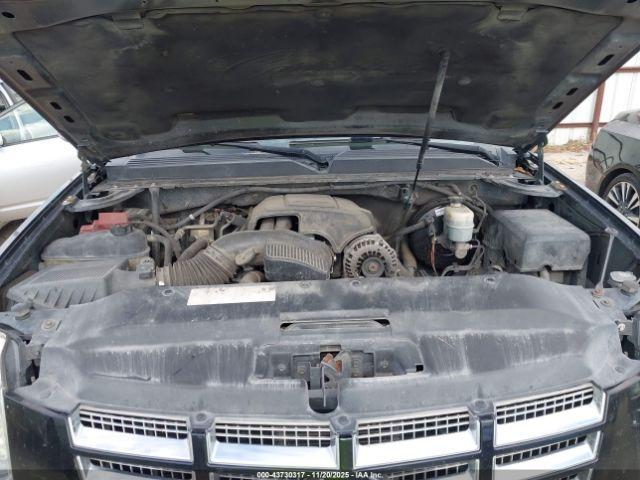 Cadillac Escalade Premium Image 10