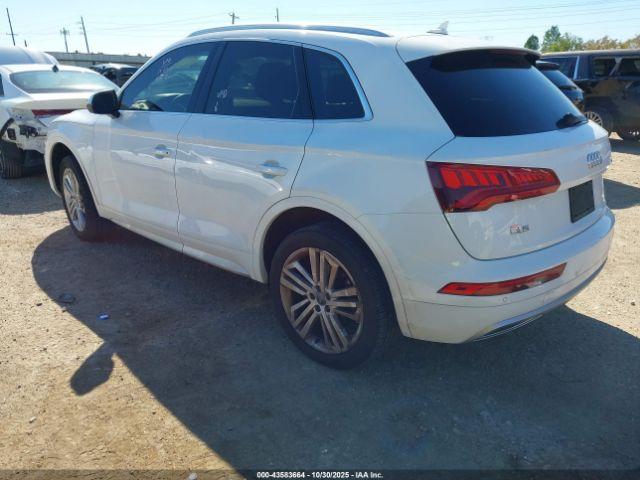Audi Q5 Image 9