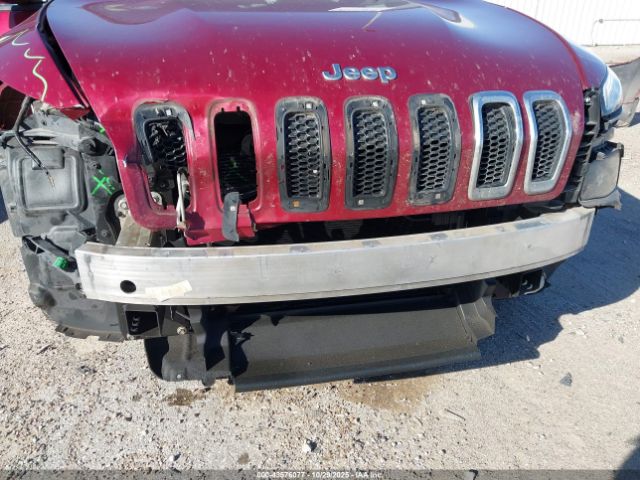 Jeep Cherokee Sport Image 3