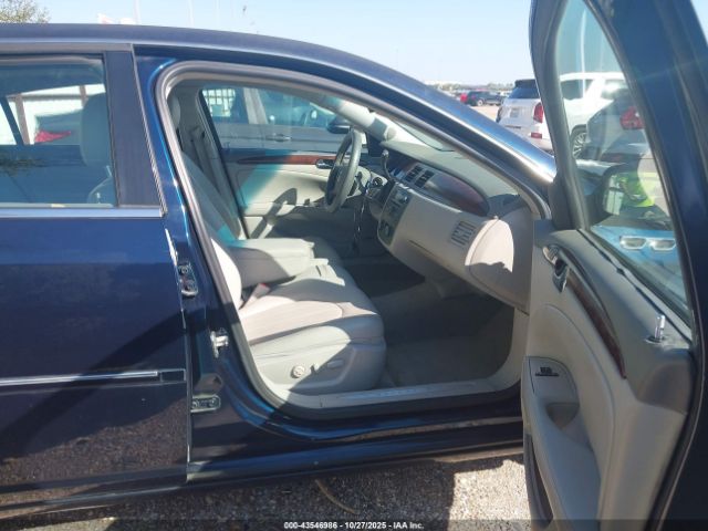 Buick Lucerne Cxl Image 11