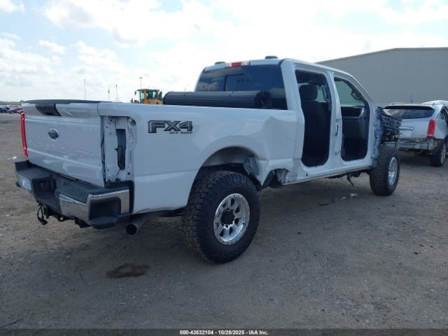 Ford F-250 Xlt Image 2