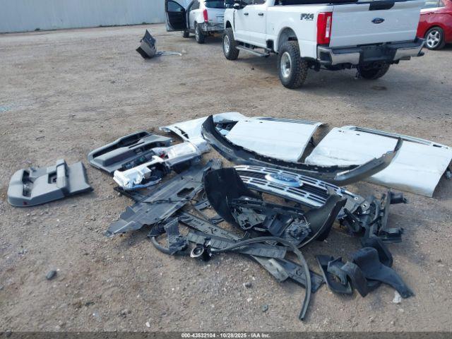 Ford F-250 Xlt Image 8