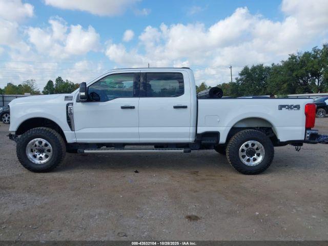 Ford F-250 Xlt Image 19
