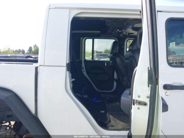 Jeep Gladiator Rubicon 4x4 Image 3