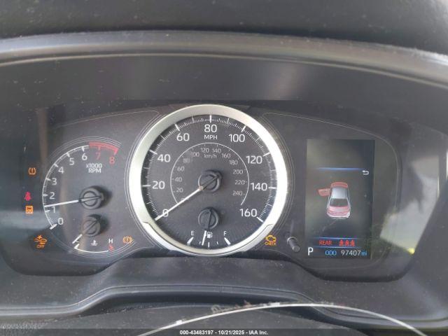 Toyota Corolla Le Image 11