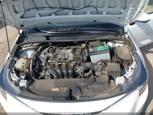 Toyota Corolla Le Image 14