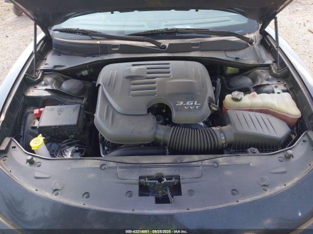 Dodge Charger Sxt Rwd Image 2