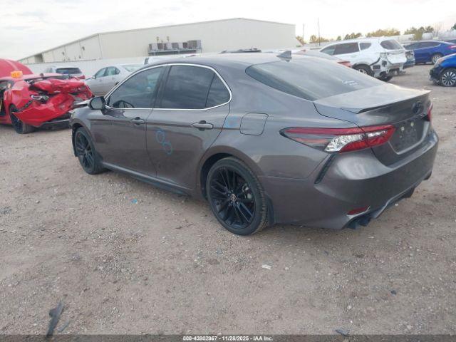 Toyota Camry Xse Image 13