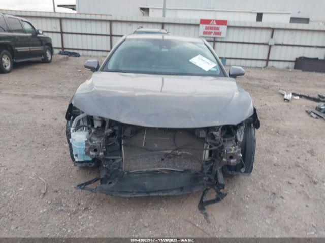 Toyota Camry Xse Image 9