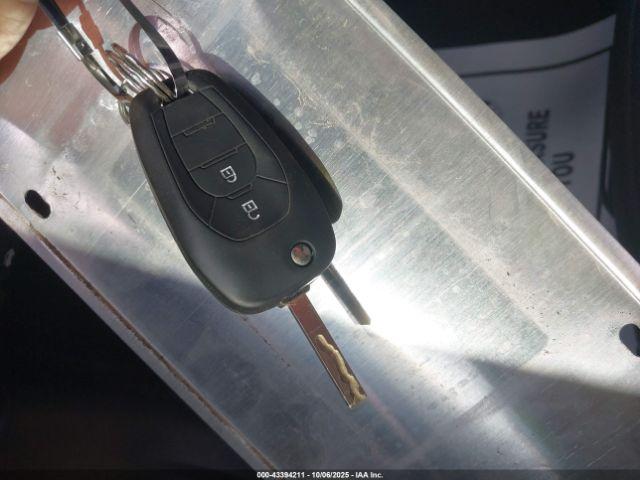 Chevrolet Trax Fwd Sp Image 12